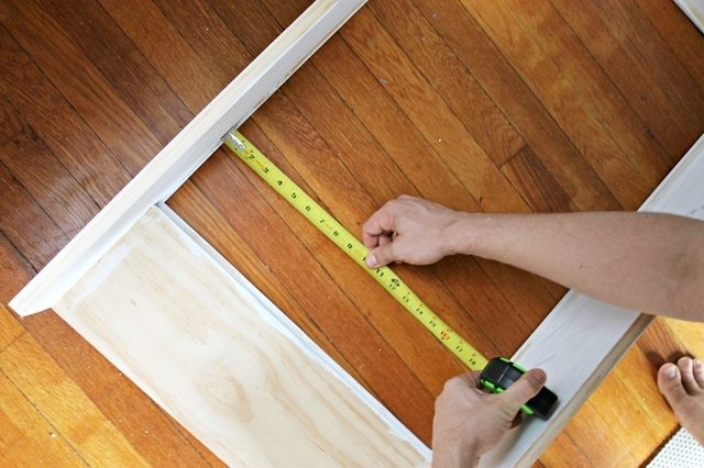 Как сделать декоративный экран на батарею своими руками Как сделать декоративный экран на батарею своими руками