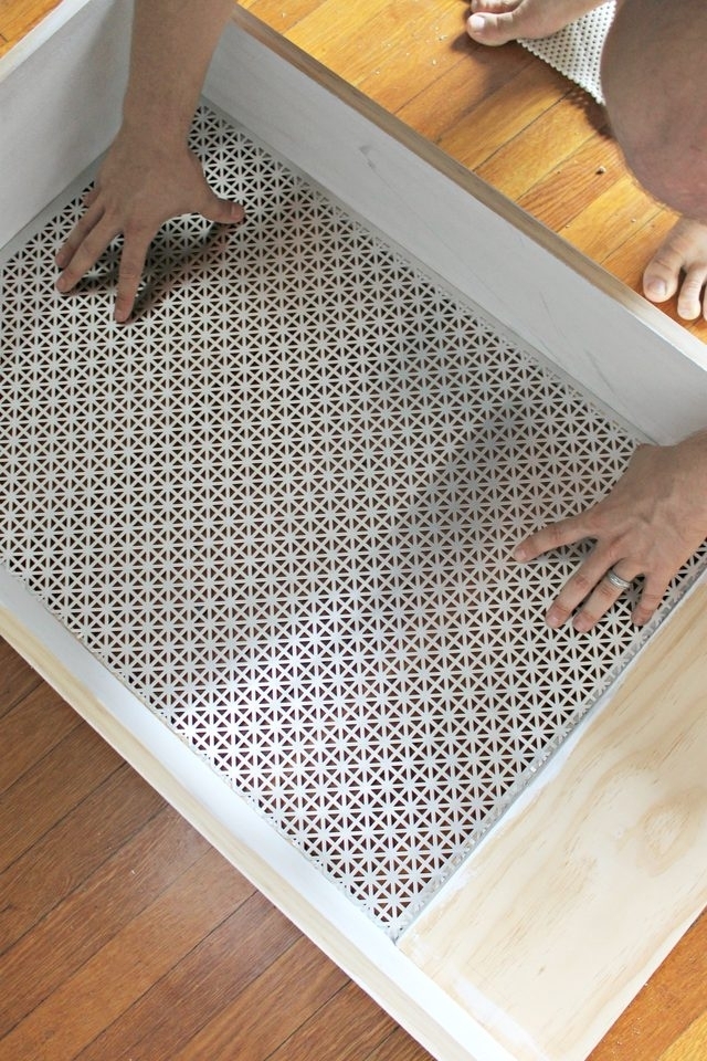 Как сделать декоративный экран на батарею своими руками Как сделать декоративный экран на батарею своими руками