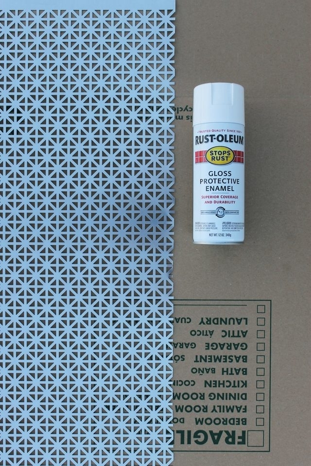 Как сделать декоративный экран на батарею своими руками Как сделать декоративный экран на батарею своими руками