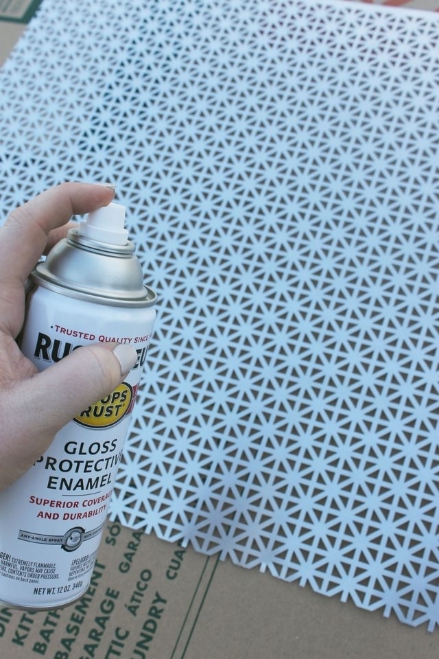 Как сделать декоративный экран на батарею своими руками Как сделать декоративный экран на батарею своими руками