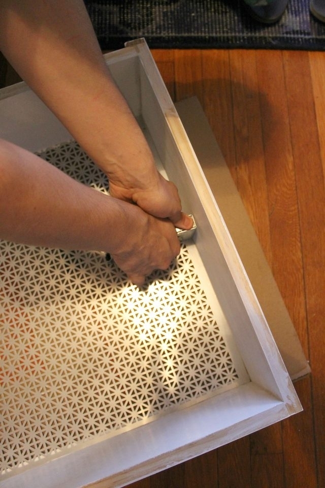 Как сделать декоративный экран на батарею своими руками Как сделать декоративный экран на батарею своими руками