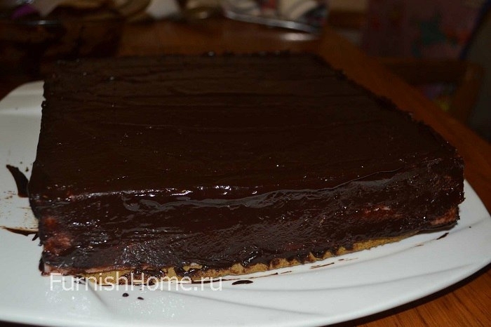 Шоколадный торт с малиновым суфле