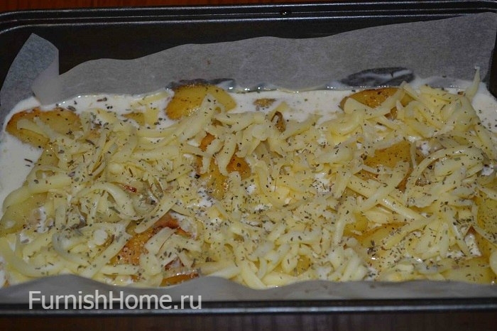 Картошка, запеченная в сливках под сырной корочкой