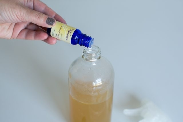 Как сделать спрей для легкого расчесывания волос