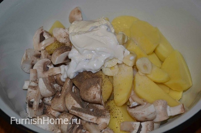 Картошка с грибами запеченная в сливках