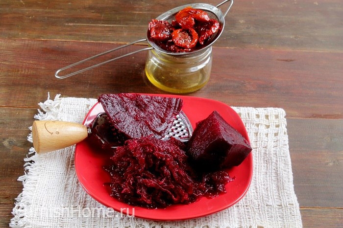 Свекольный салат с орехами