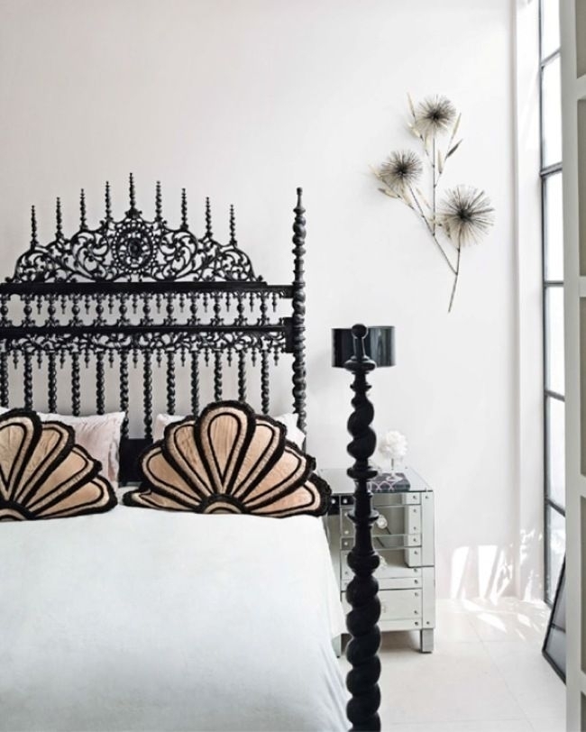 Кованая кровать в готическом стиле Кованая кровать в готическом стиле