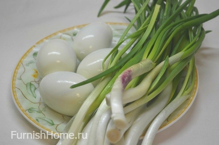 Салат из яиц и зеленого лука