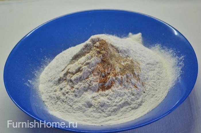 Коврижка с вареньем, орехами и изюмом Коврижка с вареньем, орехами и изюмом