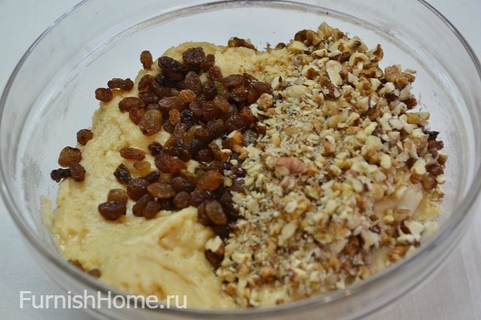 Коврижка с вареньем, орехами и изюмом Коврижка с вареньем, орехами и изюмом