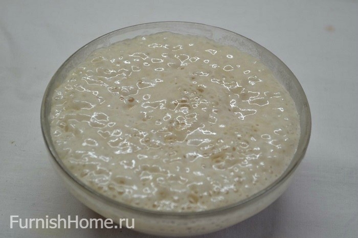 Дрожжевые пирожки с вишней