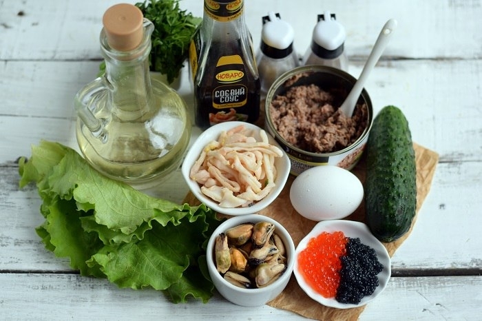 Салат с морепродуктами