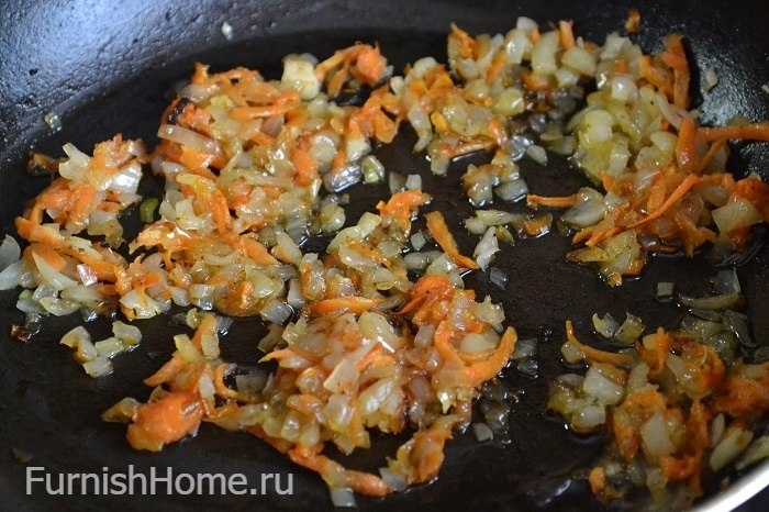 Зеленый борщ с крапивой и стручковой фасолью Зеленый борщ с крапивой и стручковой фасолью