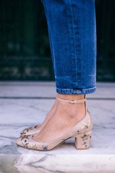 Обувь с блестками и вышивкой. Обувь с блестками и вышивкой.