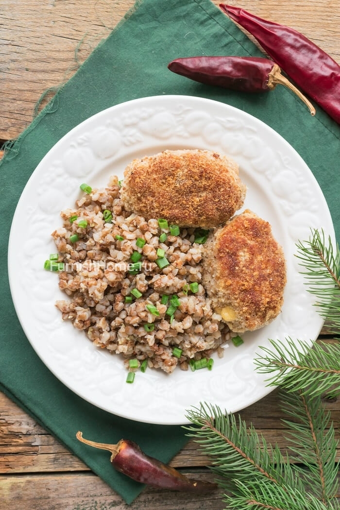 Куриные котлеты с сыром и зеленью