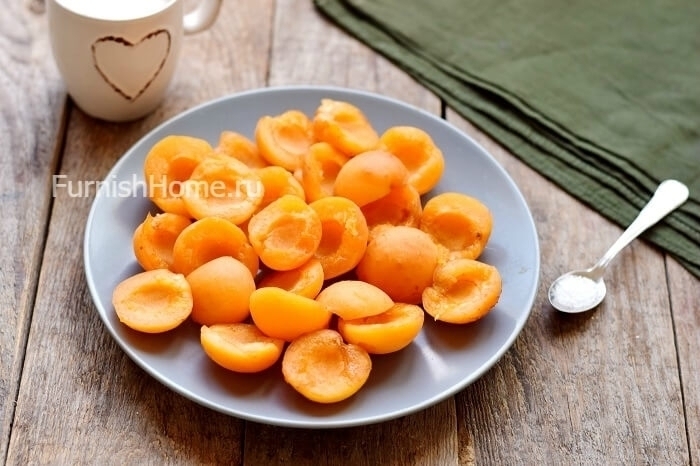 Абрикосовое варенье «Пятиминутка» с целыми дольками