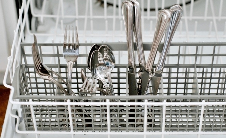 Вы неправильно загружаете посуду в посудомоечную машину