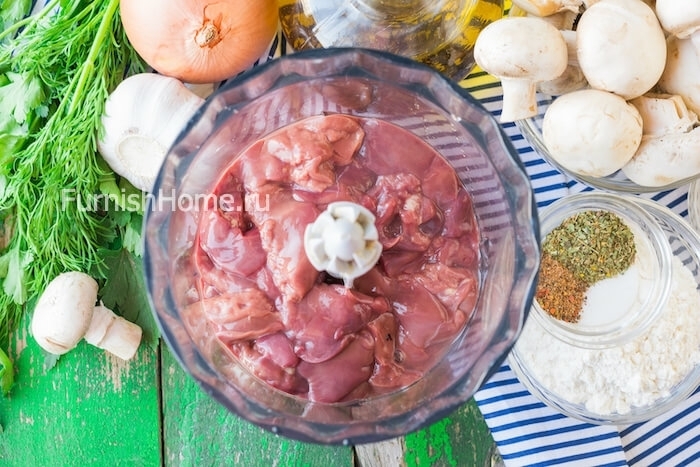 Печеночный торт из куриной печени с шампиньонами и луком