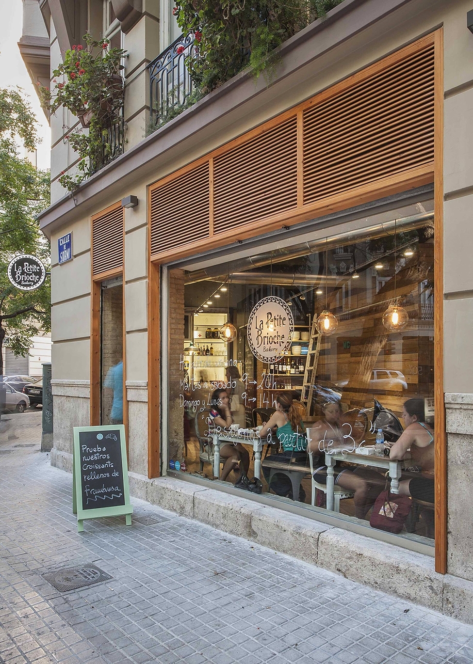 Пекарня La Petite Brioche в Валенсии