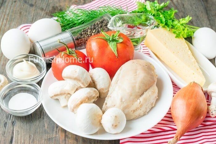 Салат с курицей и грибами «Красная шапочка»