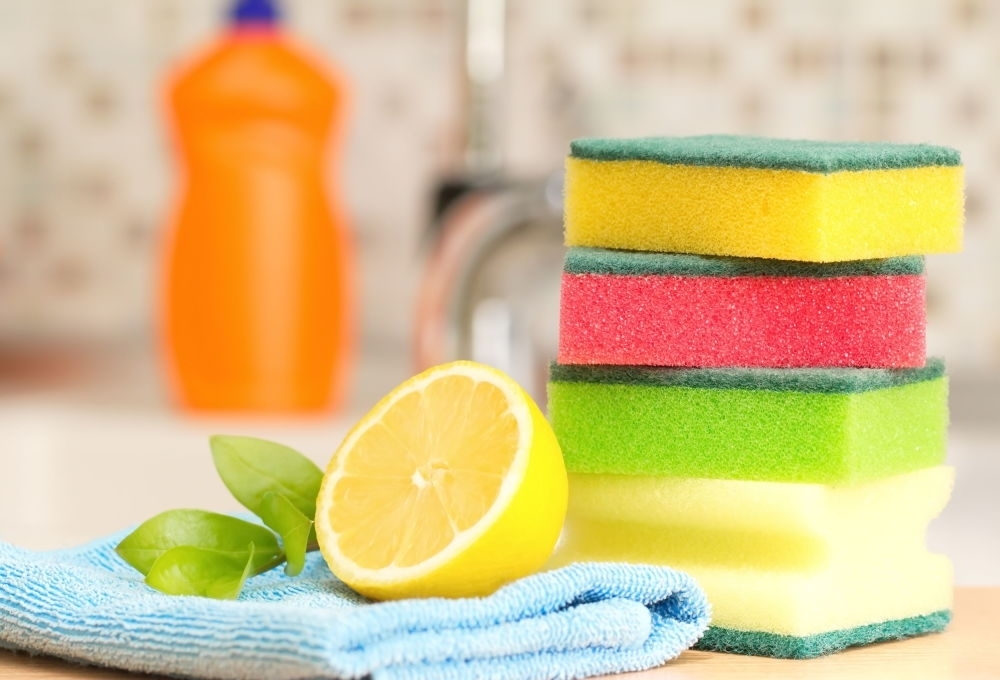 21 способ использования лимона для дешевой и эффективной уборки по дому