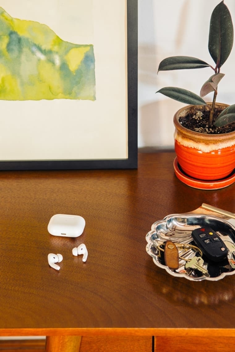 Как очистить наушники AirPods Как очистить наушники AirPods