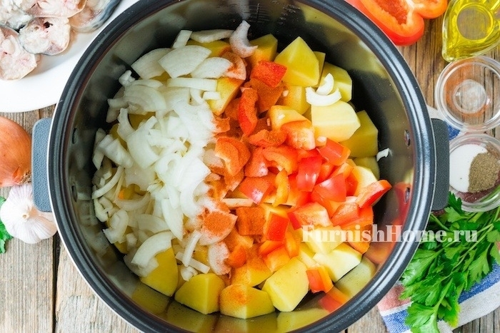 Овощное рагу со скумбрией в мультиварке Овощное рагу со скумбрией в мультиварке