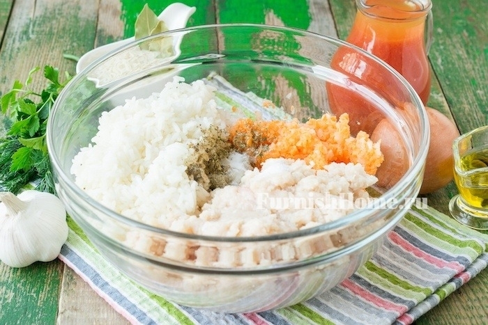 Голубцы из пекинской капусты с куриным филе Голубцы из пекинской капусты с куриным филе