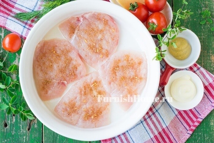 Куриное филе с помидорами и сыром Куриное филе с помидорами и сыром