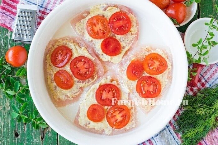 Куриное филе с помидорами и сыром Куриное филе с помидорами и сыром