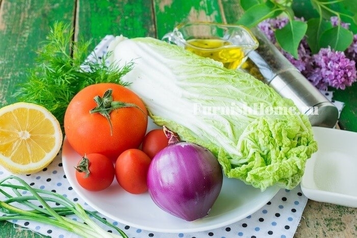 Салат с пекинской капустой и помидорами