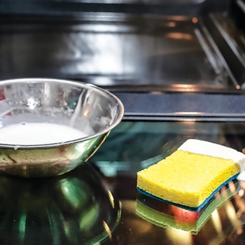 Как сделать собственное натуральное средство для чистки духовки