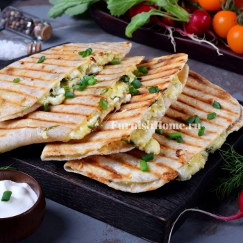 Лепешки с сырной начинкой Лепешки с сырной начинкой