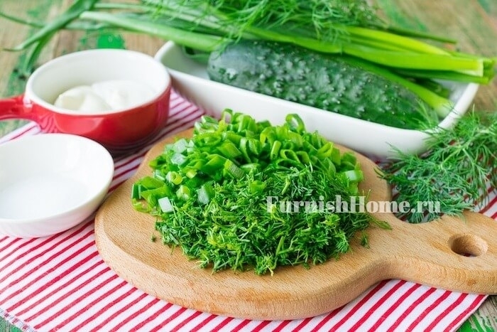 Салат зеленый лук яйца