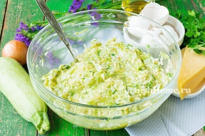 Запеканка с рисом и кабачками