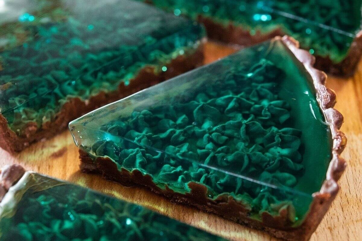 Изумрудный морской торт — это так же вкусно, как и красиво