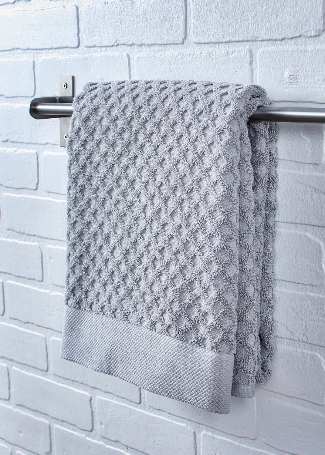 Как складывать полотенца: Правильные и красивые способы их хранения