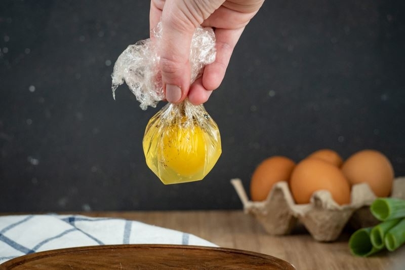 Мешочки из яиц с макаронами и зеленью: вкусное блюдо за 15 минут (идеально, когда нет времени или лень готовить)
