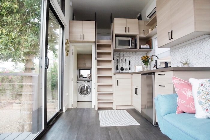 Дизайн кухни 9 кв м с диваном: самые модные идеи оформления интерьера