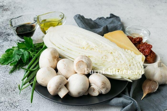 Салат с пекинской капусты и грибов
