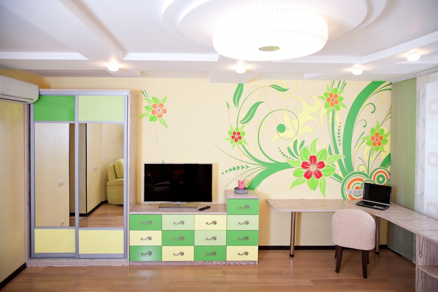 Квартира, в интерьере которой доминируют минимализм, простота и практичность Квартира, в интерьере которой доминируют минимализм, простота и практичность