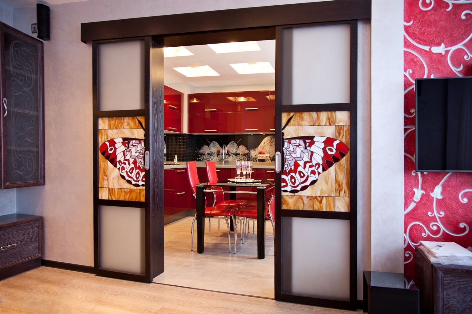 Квартира, в интерьере которой доминируют минимализм, простота и практичность Квартира, в интерьере которой доминируют минимализм, простота и практичность