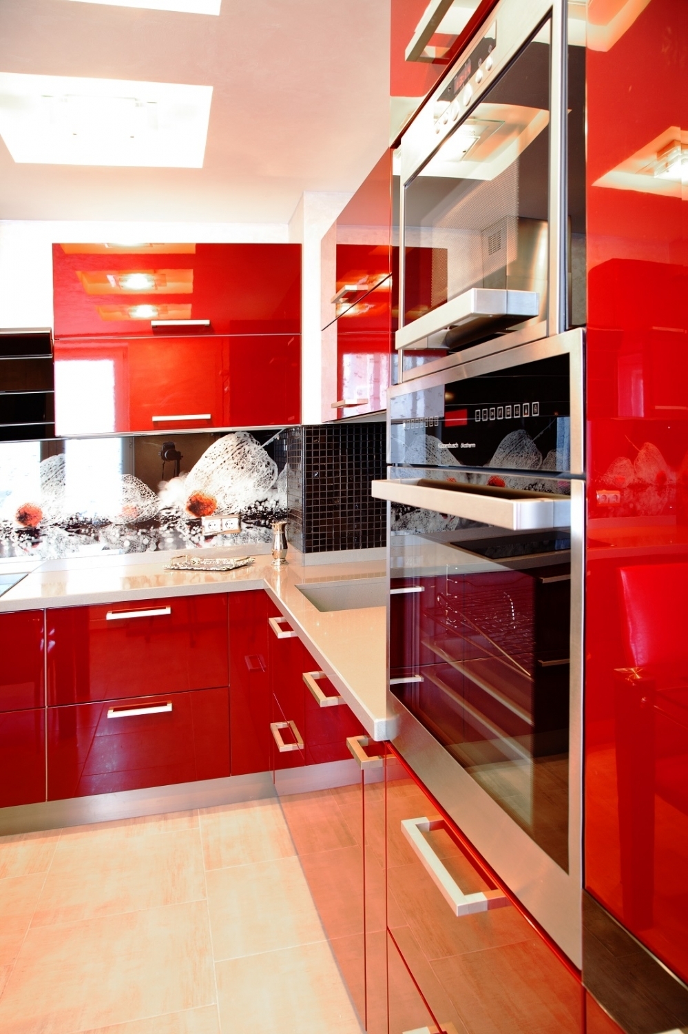 Квартира, в интерьере которой доминируют минимализм, простота и практичность Квартира, в интерьере которой доминируют минимализм, простота и практичность