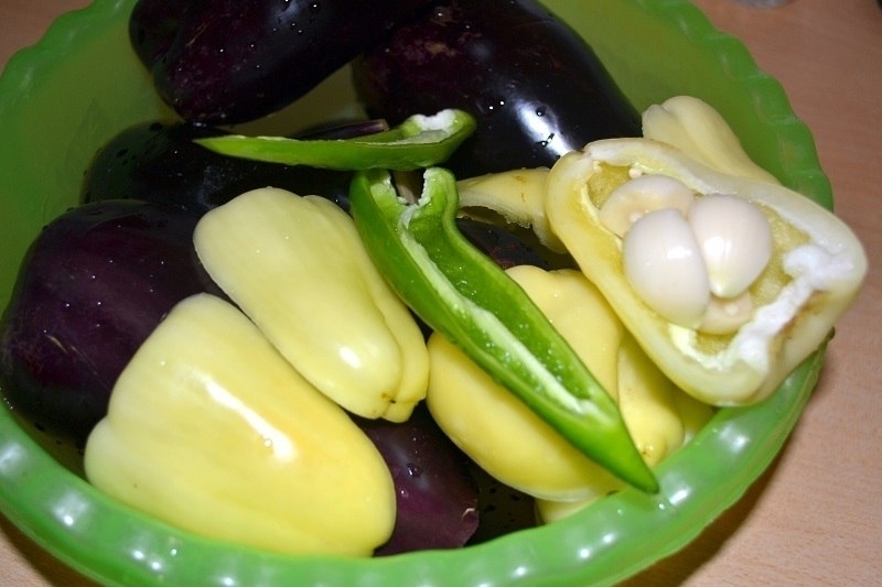 Рецепт консервированных баклажан в томате Рецепт консервированных баклажан в томате