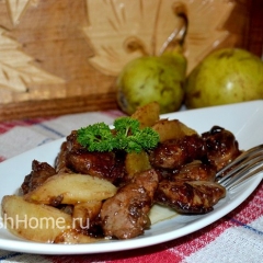 Куриная печень с грушей Куриная печень с грушей