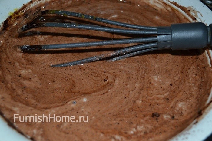 Домашний торт «Шоколадный медовик с бананом»