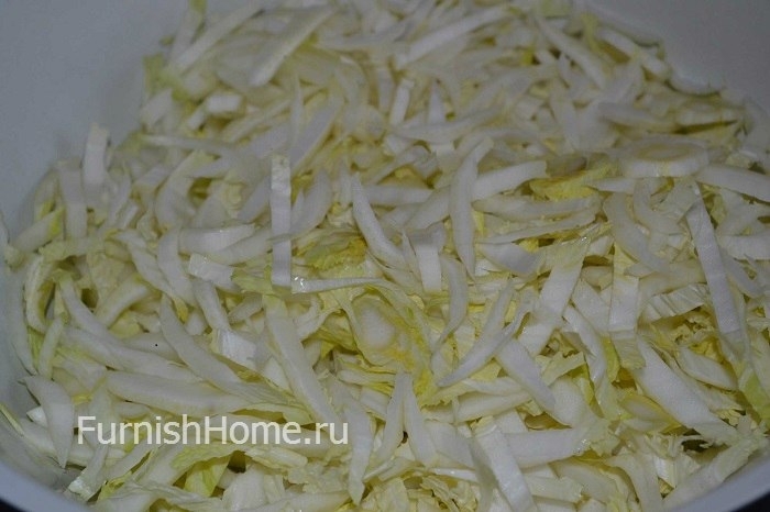 Салат из пекинской капусты