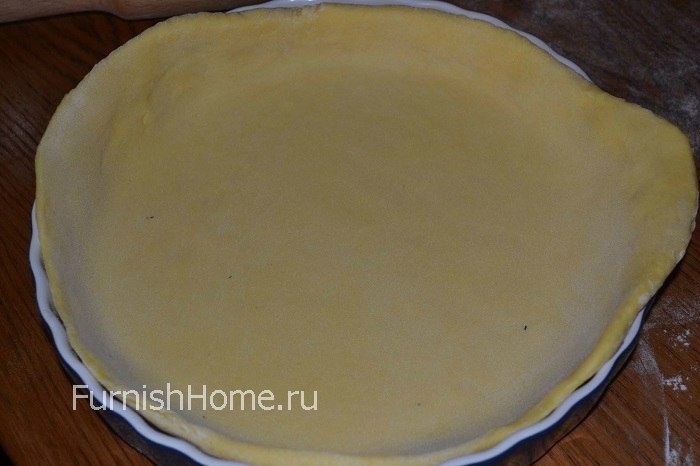 Пирог с творогом и клубникой