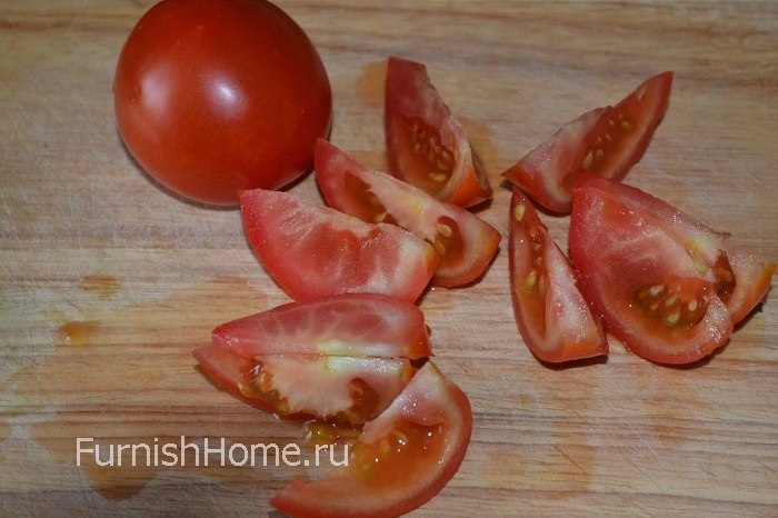 Салат с рукколой и помидорами