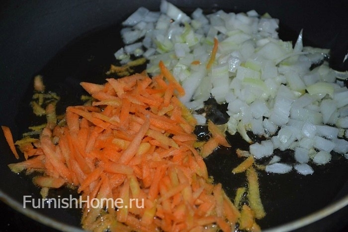 Фаршированные перцы с булгуром, овощами и колбасой